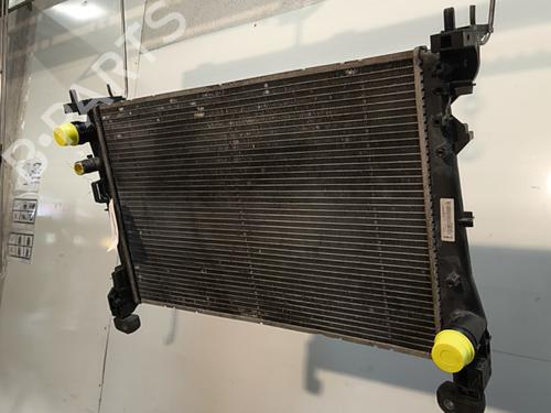 Used Water radiator Water radiator FIAT PUNTO EVO (199_) 1.3 D Multijet (199AXC1A, 199BXC1A, 199AXT1A, 199BXT1A) (75 hp) 30646836 30646836