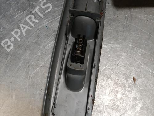 Used Right front window switch RENAULT TWINGO I (C06_) 1.2 16V (C060) (60 hp) 28165138