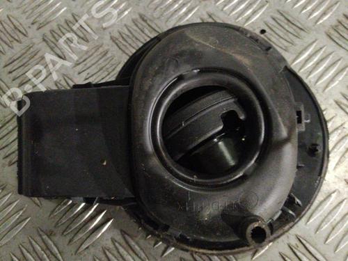 Used Fuel flap SEAT IBIZA IV (6J5, 6P1) 1.4 TDI (80 hp) 21698968
