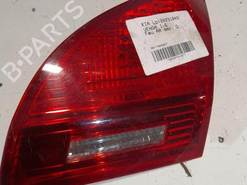 Højre baglygte bagklap KIA VENGA (YN) 1.6 CRDi 115 (116 hp) 21714106