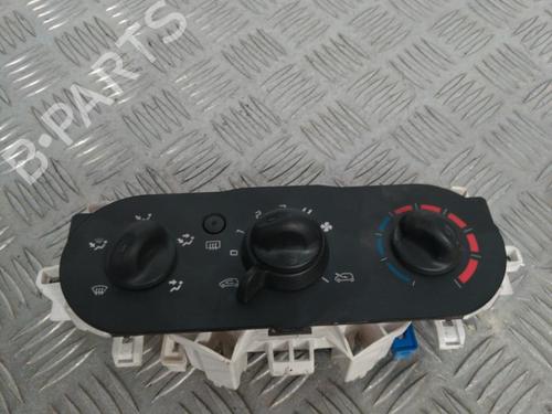Used Climate control RENAULT TWINGO II (CN0_) 1.5 dCi (CN0E) (64 hp) 21711555