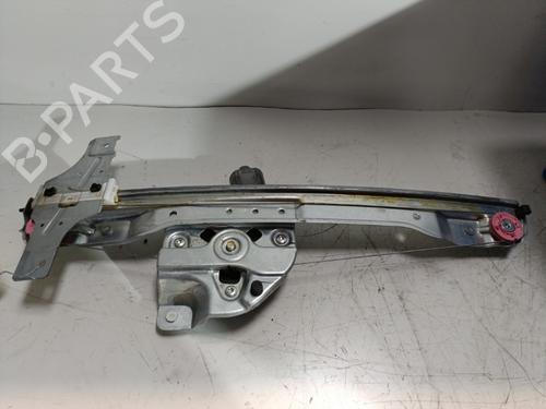 Motor elevalunas delantero derecho PEUGEOT 208 I (CA_, CC_) 1.2 THP 110 (110 hp) 21696441