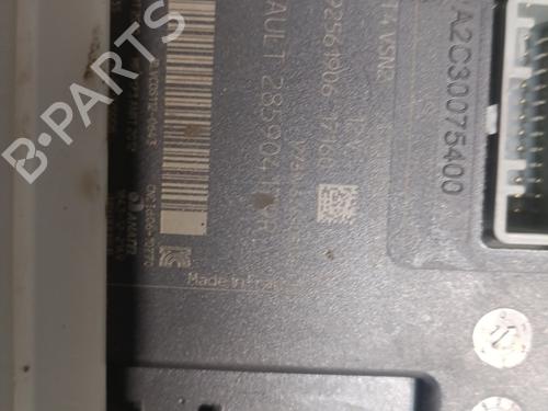 Used Card reader Card reader RENAULT CAPTUR I (J5_, H5_) 0.9 TCe 90 (90 hp) 28173268 28173268