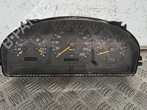 Used Instrument cluster MERCEDES-BENZ M-CLASS (W163) ML 430 (163.172) (272 hp) 21697301
