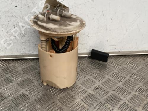 Used Fuel pump RENAULT CLIO II (BB_, CB_) 1.2 (BB0A, BB0F, BB10, BB1K, BB28, BB2D, BB2H, CB0A,... (58 hp) 22033581