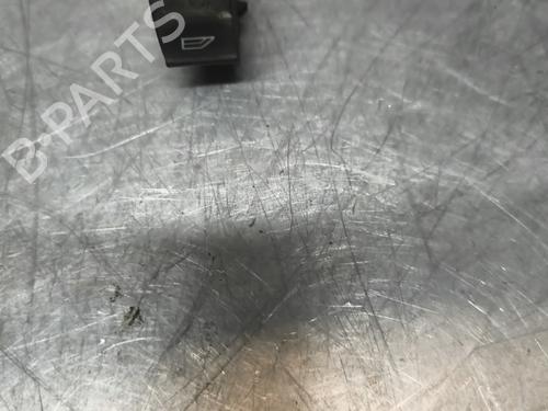 Used Right front window switch Right front window switch FORD TRANSIT CONNECT V408 Box Body/MPV 1.5 TDCi (75 hp) 32996082 32996082