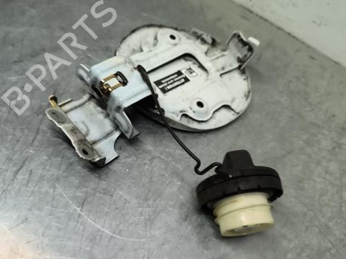 fuel-flap-toyota-aygo-_b4_-2014-31816146 main image