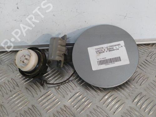 Used Fuel flap TOYOTA YARIS (_P9_) 1.4 D-4D (NLP90_, NLP90R) (90 hp) 21695355