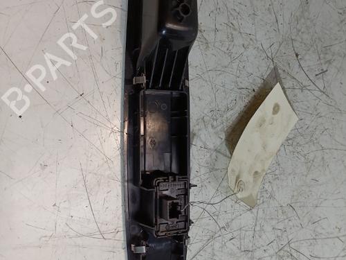 Used Right front window switch Right front window switch RENAULT MEGANE III Hatchback (BZ0/1_, B3_) 1.5 dCi (106 hp) 21693774 21693774