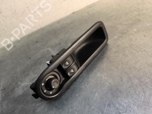 Used Switch RENAULT TWINGO II (CN0_) 1.5 dCi 75 (75 hp) 30552469