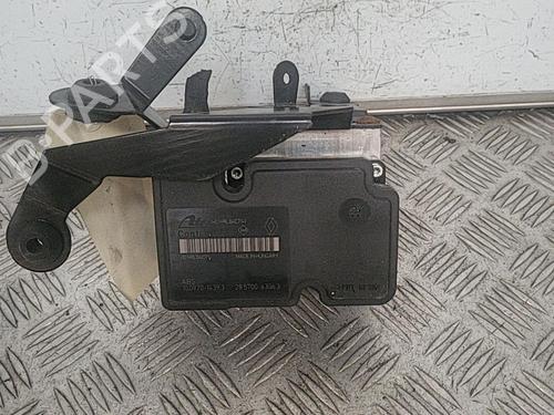 Used ABS pump RENAULT MEGANE III Hatchback (BZ0/1_, B3_) 1.5 dCi (BZ09, BZ0D, BZ1W, BZ29, BZ14) (110 hp) 21697332