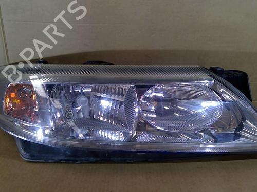 Used Right headlight RENAULT LAGUNA II Grandtour (KG0/1_) 1.9 dCi (107 hp) 21702835