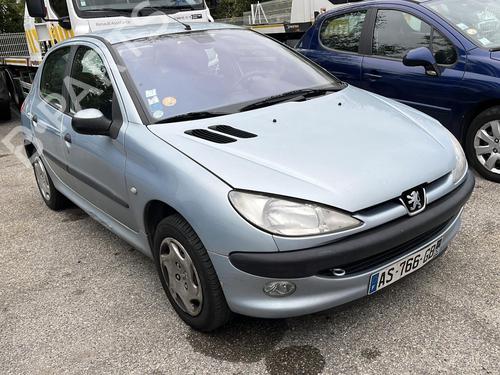 Left headlight PEUGEOT 206 Hatchback (2A/C) 1.4 i | BP21701832C28 