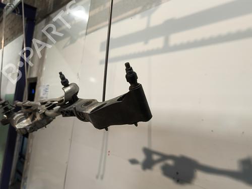 front-wiper-motor-bmw-5-e60-2001-2002-2003-2004-2005-2006-2007-2008-2009-2010-30647051 main image