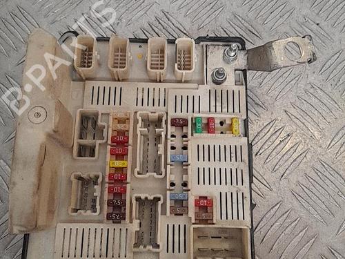 Used Fuse box Fuse box RENAULT SCÉNIC II (JM0/1_) 1.5 dCi (JM1E, JM16) (106 hp) 21698567 21698567
