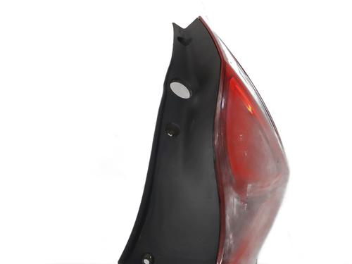 left-taillight-renault-clio-iii-br01-cr01-2005-2006-2007-2008-2009-2010-2011-2012-2013-2014-34543159 main image