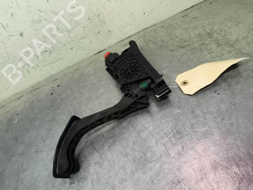 Pédale VW POLO VI (AW1, BZ1, AE1) 1.0 TSI (110 hp) 32994580