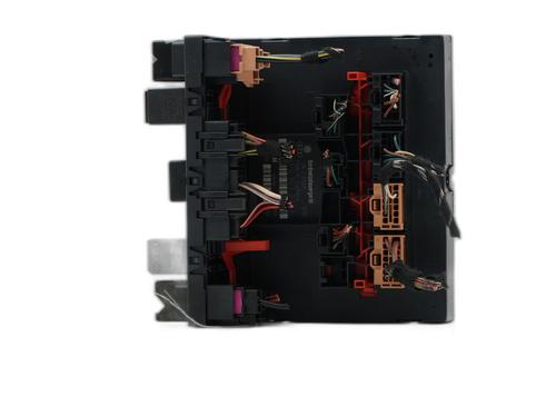 fuse-box-audi-a3-8p1-2003-2004-2005-2006-2007-2008-2009-2010-2011-2012-2013-35899664 main image