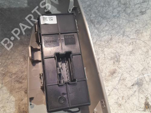Used Right front window switch Right front window switch NISSAN JUKE (F15) 1.2 DIG-T (115 hp) 22652965 22652965
