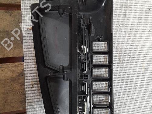 Used Air vent PEUGEOT 3008 I MPV (0U_) 1.6 THP (156 hp) 22033899