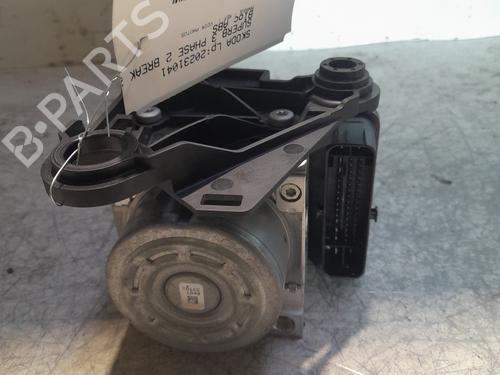 Used ABS pump ABS pump SKODA SUPERB III Estate (3V5) 2.0 TSI 4x4 (280 hp) 22789390 22789390