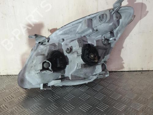 Højre forlygte TOYOTA COROLLA Verso (_E12_) 2.0 D-4D (CDE120_, CDE120R) (90 hp) 22031995