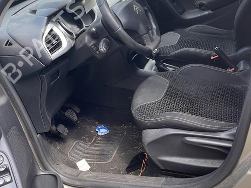 Right front shock absorber CITROËN C3 II (SC_) 1.4 HDi 70 (SC8HZC, SC8HR0, SC8HP4) | BP28099222M17 - Image 4