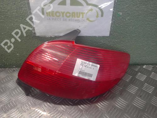 Højre baglygte PEUGEOT 206 Hatchback (2A/C) 1.1 i (60 hp) 29354233
