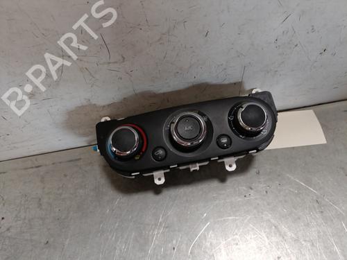 climate-control-renault-captur-i-j5_-h5_-2013-29003602 main image