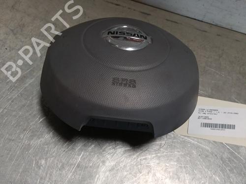 Used Driver airbag NISSAN MICRA III (K12) 1.2 16V (80 hp) 28165155