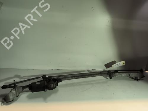 Used Front wiper motor MERCEDES-BENZ B-CLASS Sports Tourer (W245) B 200 CDI (245.208) (140 hp) 24181368