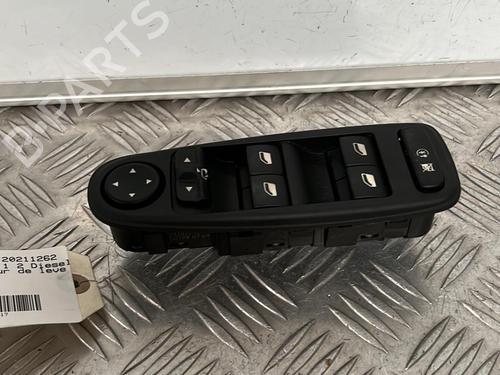 Used Right front window switch Right front window switch CITROËN C4 Picasso I MPV (UD_) 2.0 HDi 150 (150 hp) 21720005 21720005