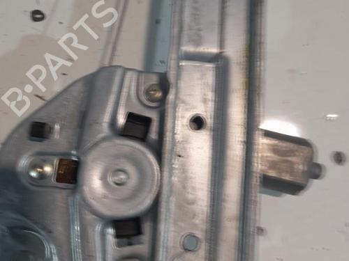 Used Left front window motor Left front window motor CITROËN C3 III (SX) 1.2 PureTech 82 (83 hp) 21721687 21721687