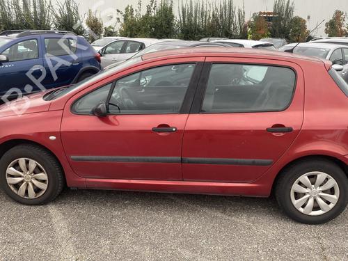 Left mirror PEUGEOT 307 (3A/C) 2.0 HDi 90 | BP21715094C26 