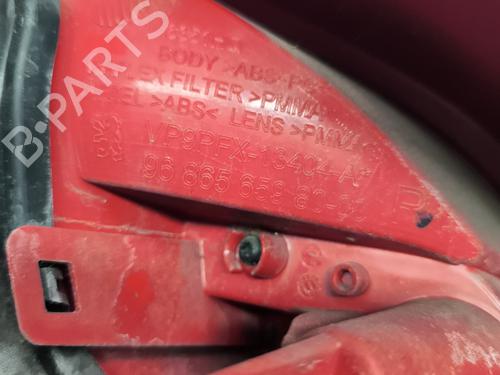 Used Right taillight Right taillight 32771236 32771236