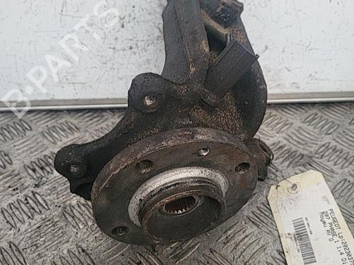 Used Right front steering knuckle PEUGEOT 207 (WA_, WC_) 1.4 HDi (68 hp) 21697917