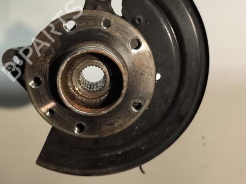 Used Left front steering knuckle Left front steering knuckle DACIA DUSTER (HS_) 1.5 dCi 4x4 (HSMC, HSMD) (110 hp) 29733813 29733813