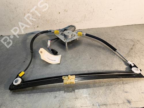 Lève-vitre avant gauche RENAULT CLIO II (BB_, CB_) 1.4 16V (B/CB0P, BB13) (98 hp) 29980135