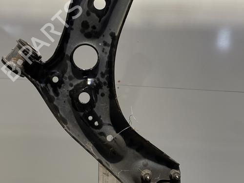 Used Right front suspension arm Right front suspension arm VW GOLF VII (5G1, BQ1, BE1, BE2) 2.0 TDI (150 hp) 23822886 23822886