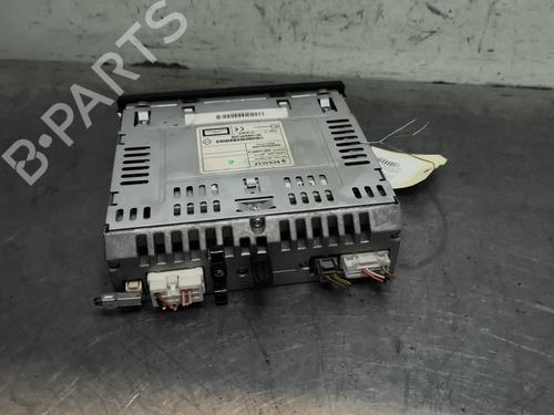 Used Radio Radio DACIA SANDERO 1.5 dCi (68 hp) 32997109 32997109