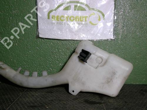 Used Windscreen washer tank Windscreen washer tank 21703040 21703040
