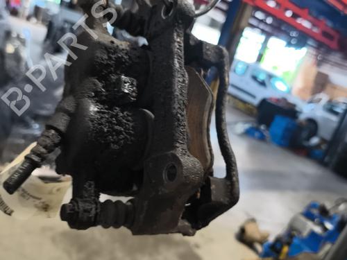Used Left front brake caliper Left front brake caliper RENAULT AVANTIME (DE0_) 2.2 dCi (DE01) (150 hp) 27213718 27213718
