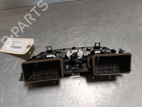 air-vent-opel-corsa-e-x15-2014-28165431 main image