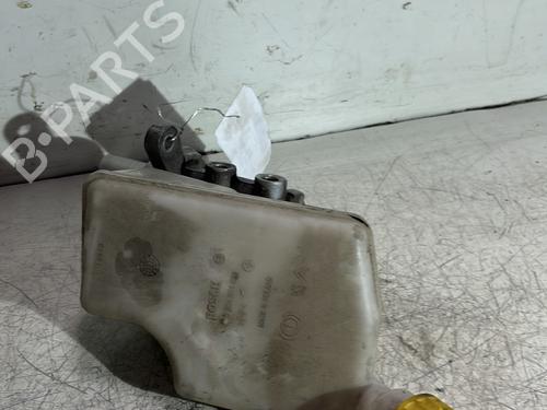 brake-master-cylinder-citroen-ds3-sa_-2009-2010-2011-2012-2013-2014-2015-2016-24824783 main image