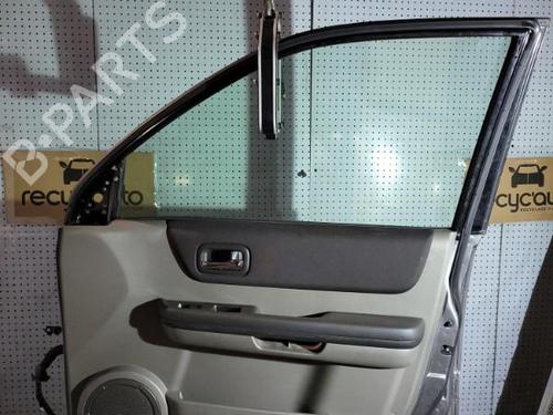 Right front door NISSAN X-TRAIL I (T30) 2.2 dCi 4x4 | BP21721416C3 