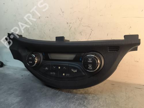 Used Climate control Climate control TOYOTA YARIS (_P13_) 1.3 (NSP130_, NSP130) (99 hp) 32995188 32995188