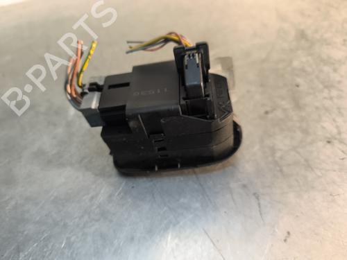Used Switch Switch PEUGEOT 206 Hatchback (2A/C) 1.4 i (75 hp) 29733625 29733625