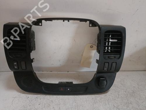 Used Air vent RENAULT TRAFIC III Van (FG_) 1.6 dCi 115 (FGMD) (116 hp) 25336422