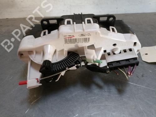 Commande Chauffage FORD FIESTA VI (CB1, CCN) 1.4 TDCi (70 hp) 29003471