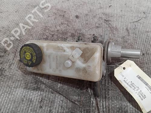 Used Brake master cylinder RENAULT KANGOO / GRAND KANGOO II (KW0/1_) 1.5 dCi 90 (KW05, KW08, KW0G, KW11) (90 hp) 21718612